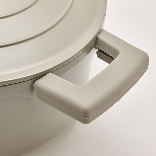 Cocotte ovale10133