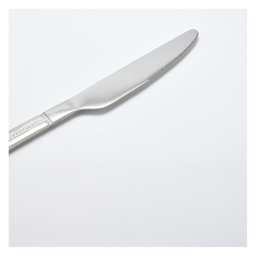 Ménagère 24 pièces "Chantilly"  + 24 pièces OFFERTES