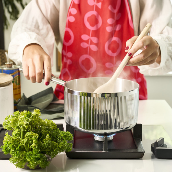 Casserole inox striée