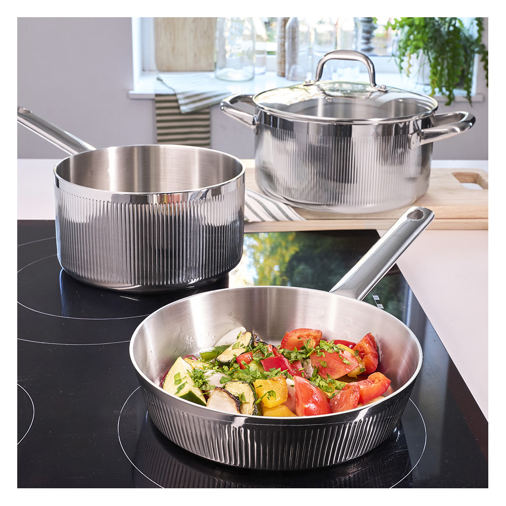 Casserole inox striée