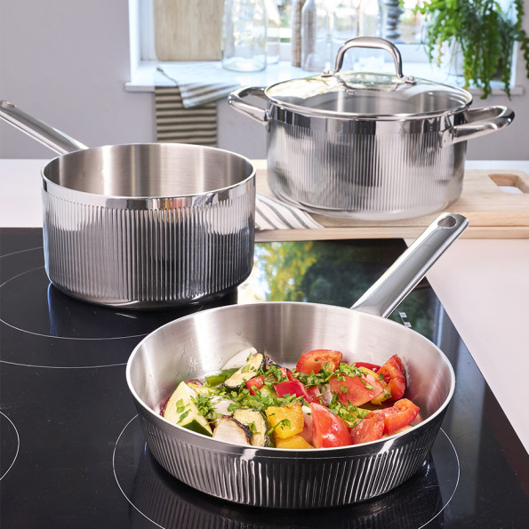 Casserole inox striée