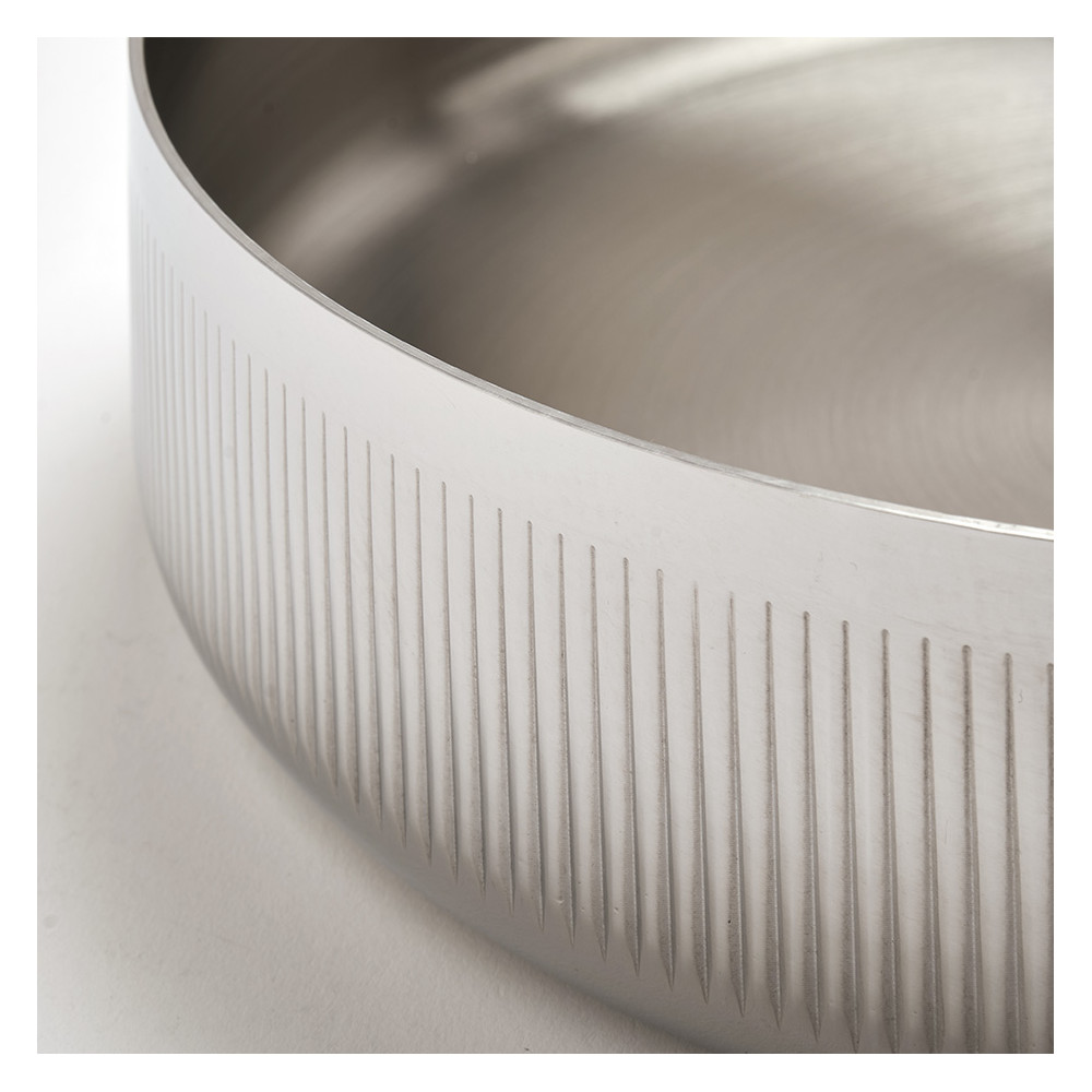 Sauteuse inox striée + couvercle