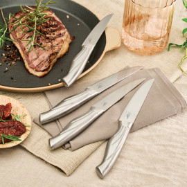 Set de 4 couteaux à steak tout inox + 1 Set 4 couteaux OFFERT