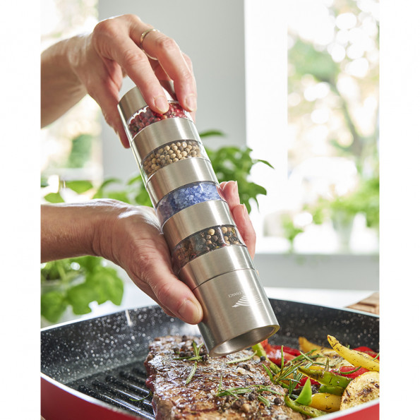 Moulin à épices 4 en 18749