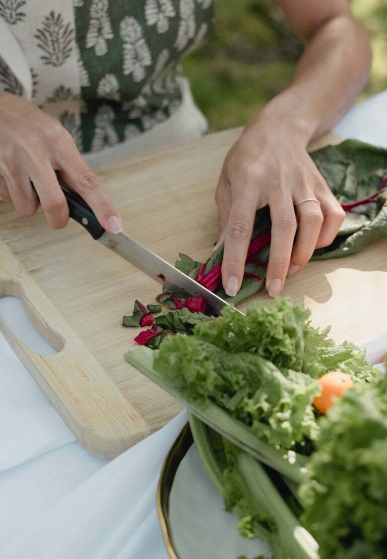 Les couteaux fruits et légumes : astuces d'utilisation pour une découpe parfaite