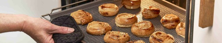 Comment entretenir sa plaque à pâtisserie et prolonger sa durée de vie ?