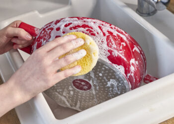 Comment bien entretenir ses poêles et casseroles ?