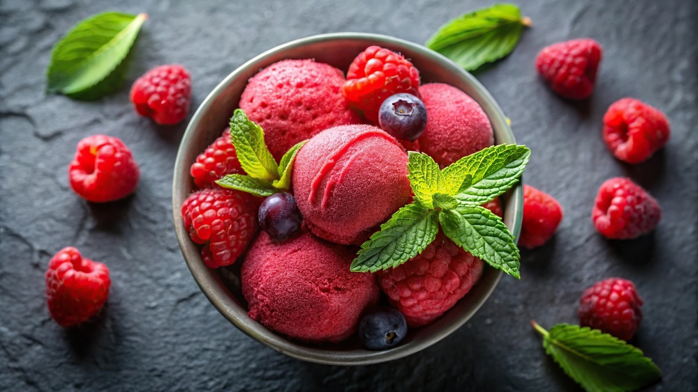 Les ingrédients pour un sorbet framboise